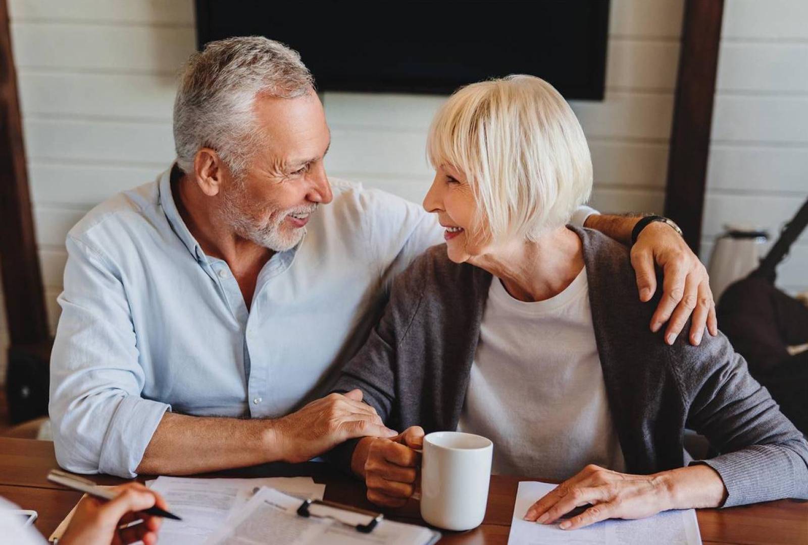 Maître Thomasian, avocate en droit du travail, droit social et droit des contrats sur Nîmes